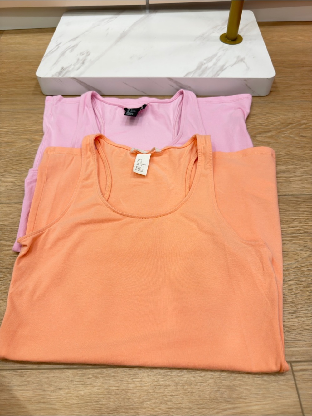 H&M Peach and Light Pink Ribbed Tank Top Set